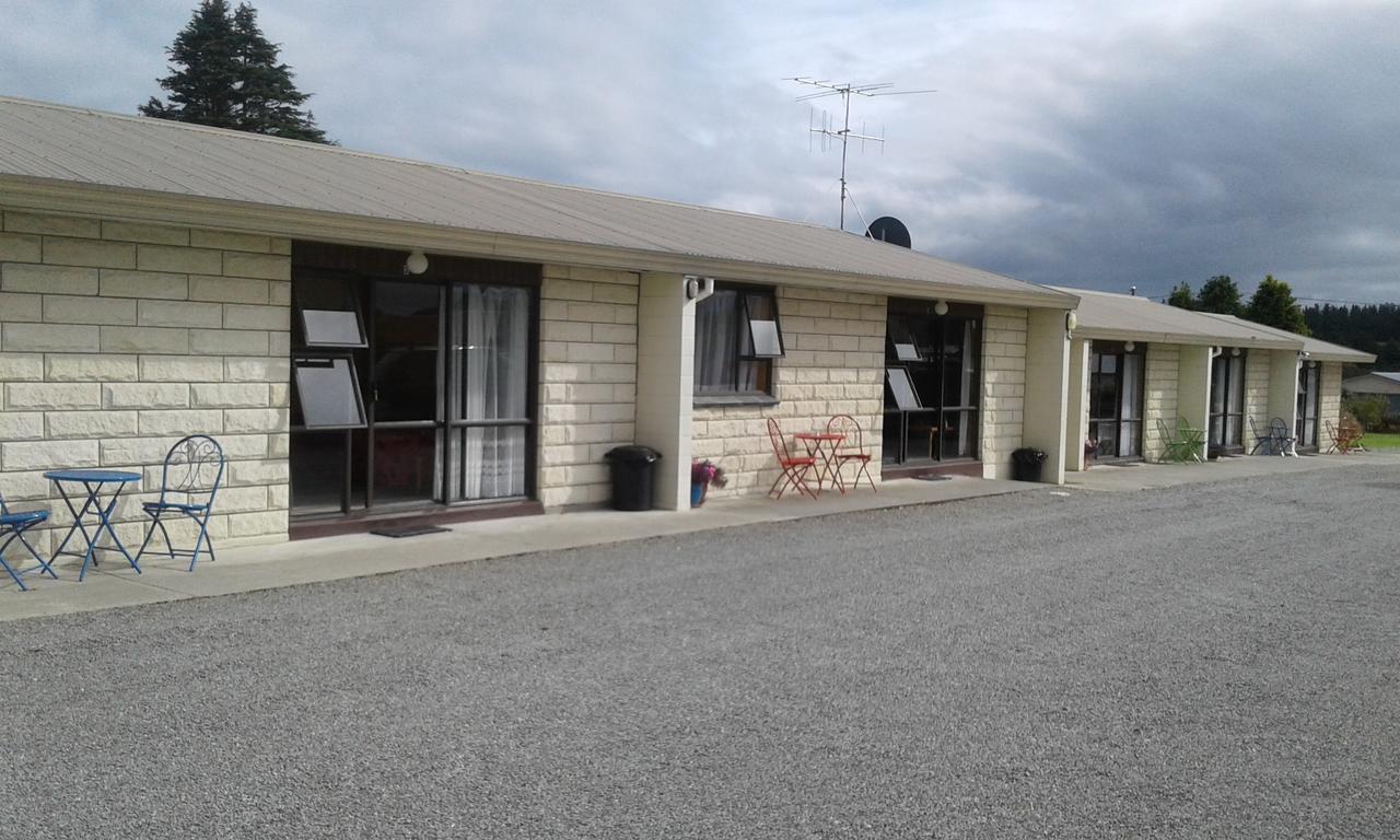 Moeraki Boulders Motel Hampden Exteriör bild