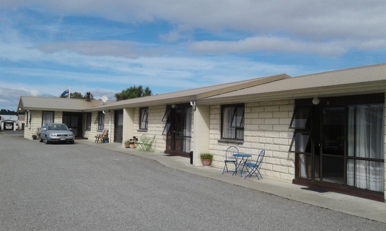 Moeraki Boulders Motel Hampden Exteriör bild