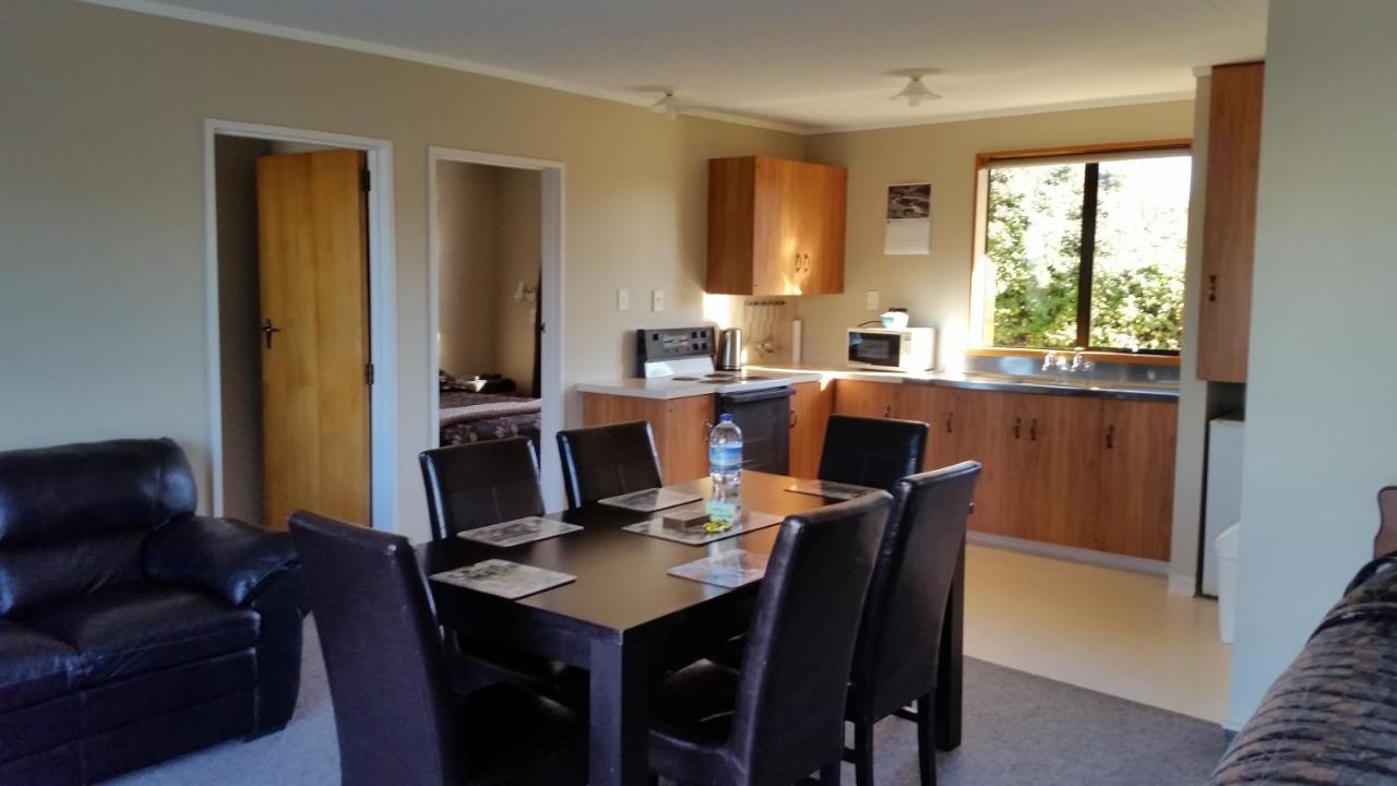 Moeraki Boulders Motel Hampden Exteriör bild